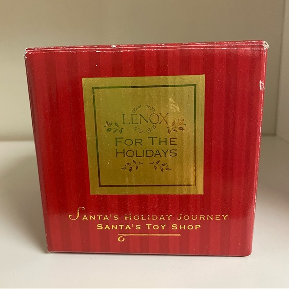 Lenox Santa's Holiday Journey " Santa's Shop" Mug - Picture 5 of 9